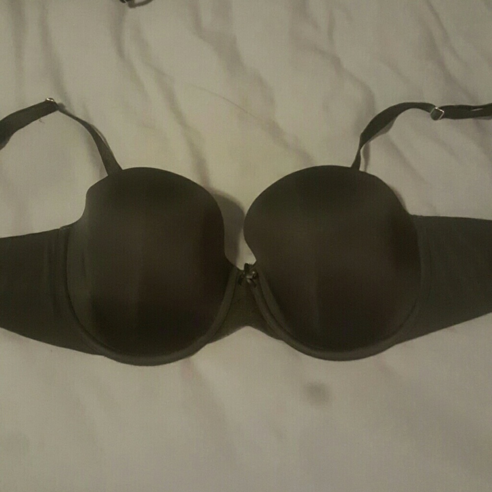Victoria's Secret strapless bra. 34DD